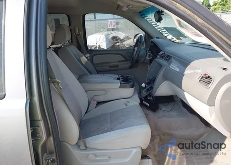 2009 Chevrolet Avalanche Ls from USA, damaged, VIN 3GNFK12039G189394